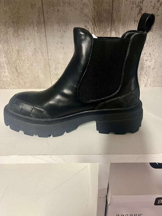 Black Boot